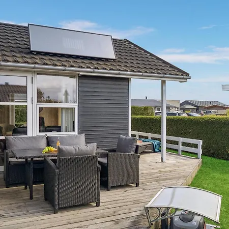 3 Bedroom Awesome In Juelsminde Holiday home Sonderby (Midtjylland)